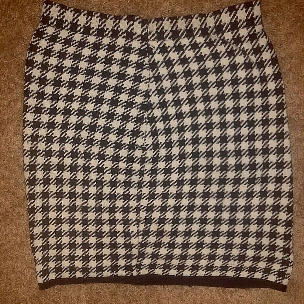 Vintage Navy and White Houndstooth Pencil Skirt. United Colors of Benetton. S